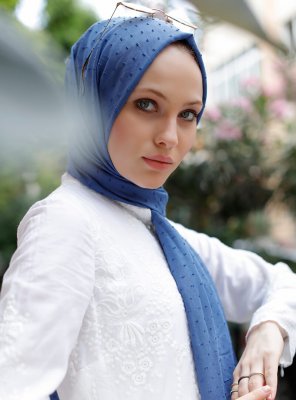 Malika - Blau Hijab - Sal Evi