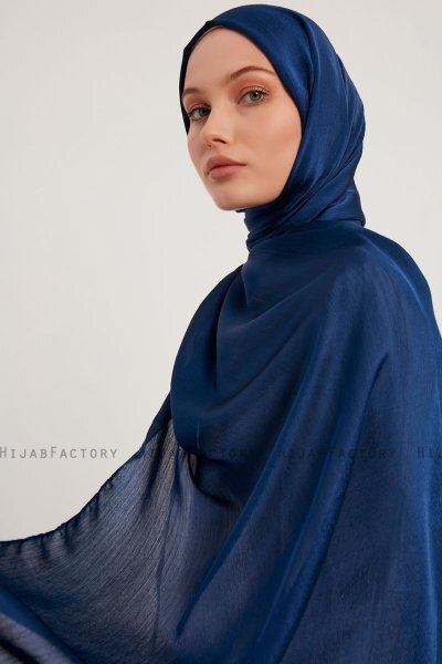Berrak - Navy Blau Janjanli Hijab