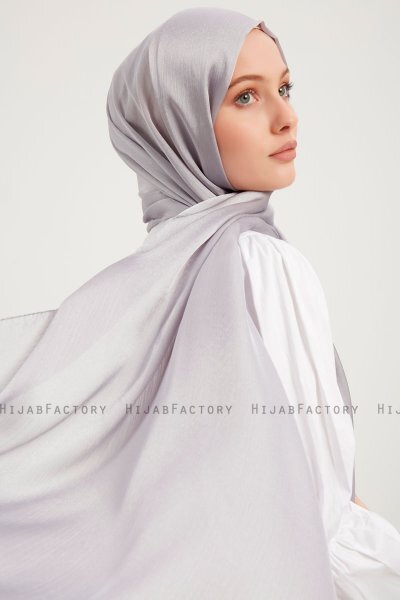 Berrak - Hellgrau Janjanli Hijab