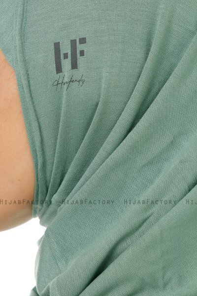 Hanfendy Plain Logo - Grün One-Piece Hijab