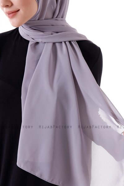 Hadise - Grau Chiffon Hijab