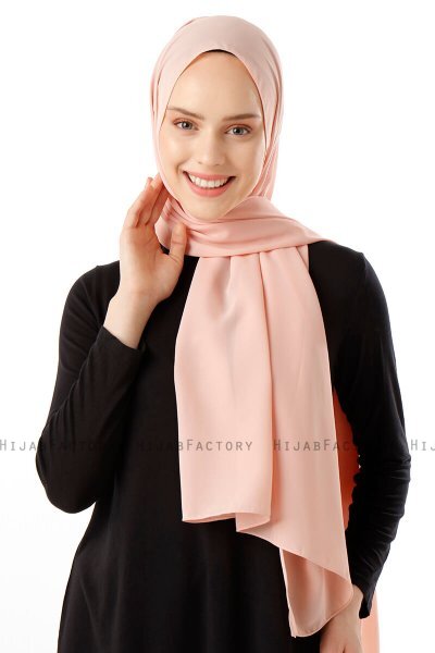 Hadise - Lachsfarbe Chiffon Hijab
