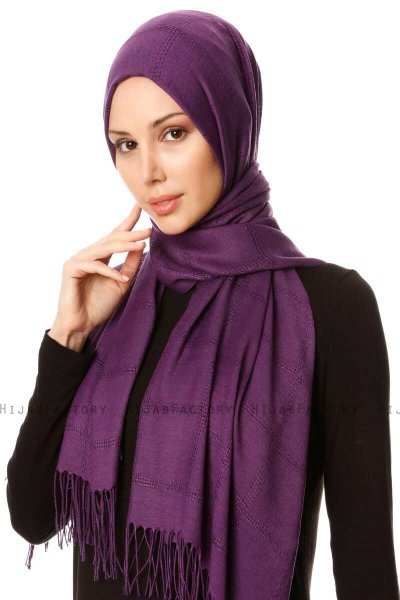 Huriye - Lila Hijab - Özsoy