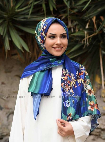 Marwa - Blau Gemustert Crepe Hijab