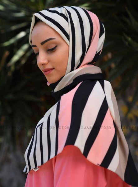 Marwa - Schwarz Gemustert Crepe Hijab