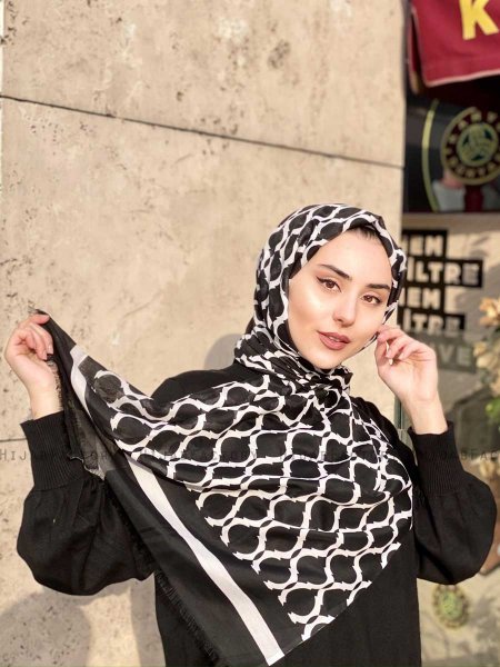 Nona - Schwarz Gemustert Baumwolle Hijab - Mirach