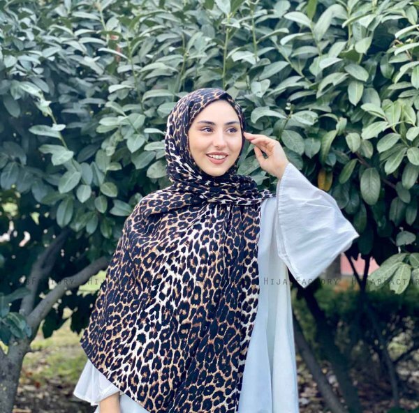 Shahnaz - Schwarz Leopard Gemustert Baumwolle Hijab