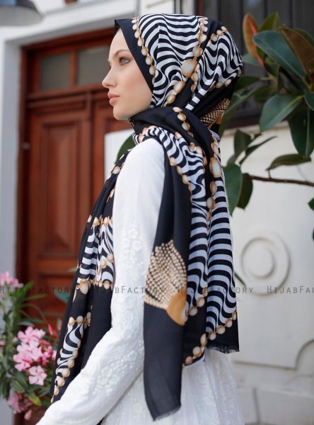 Yumna - Dunkel Navy Blau Gemustertes Hijab